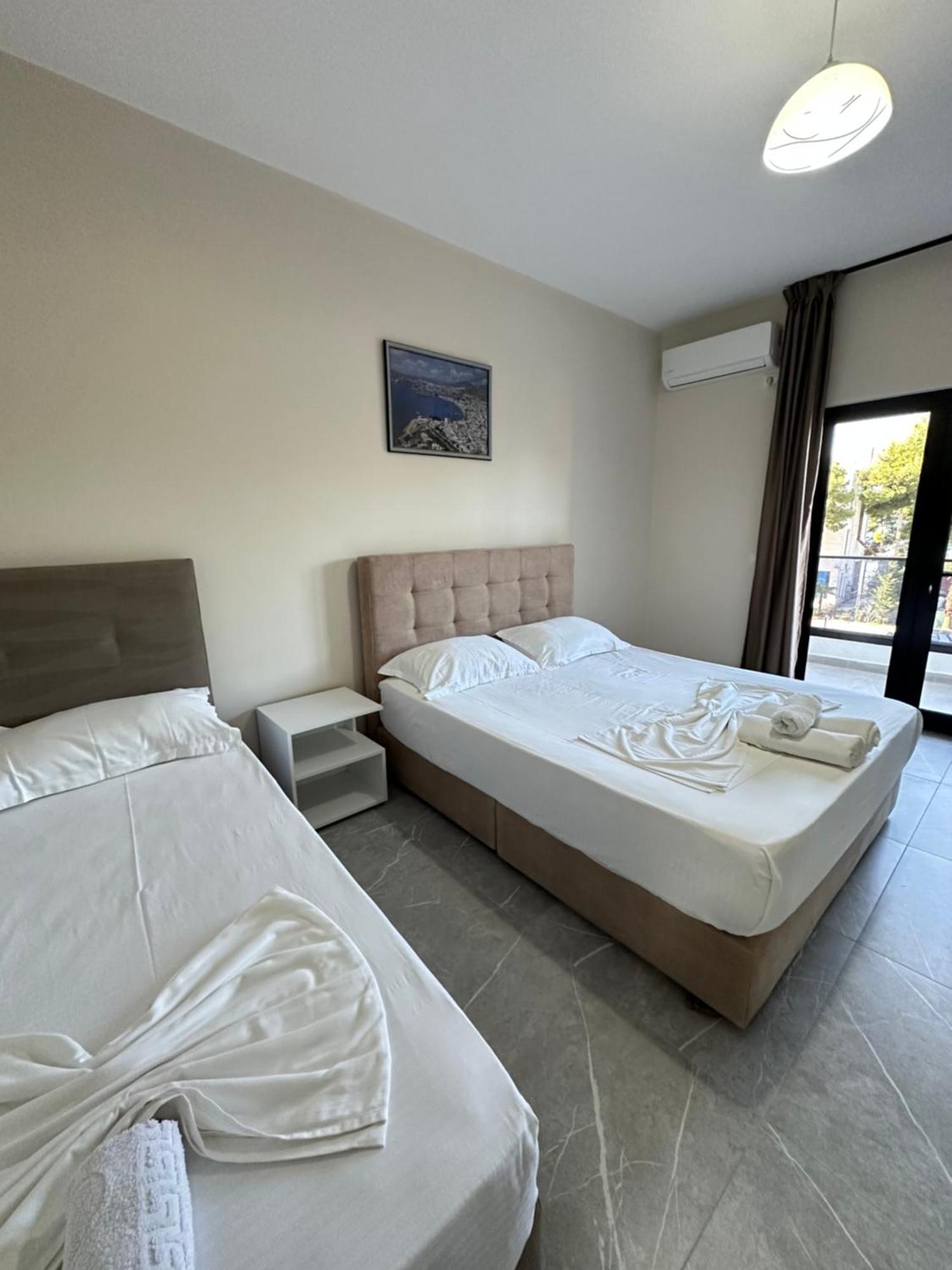 Molla Hotel Restorant Shengjin Exterior photo